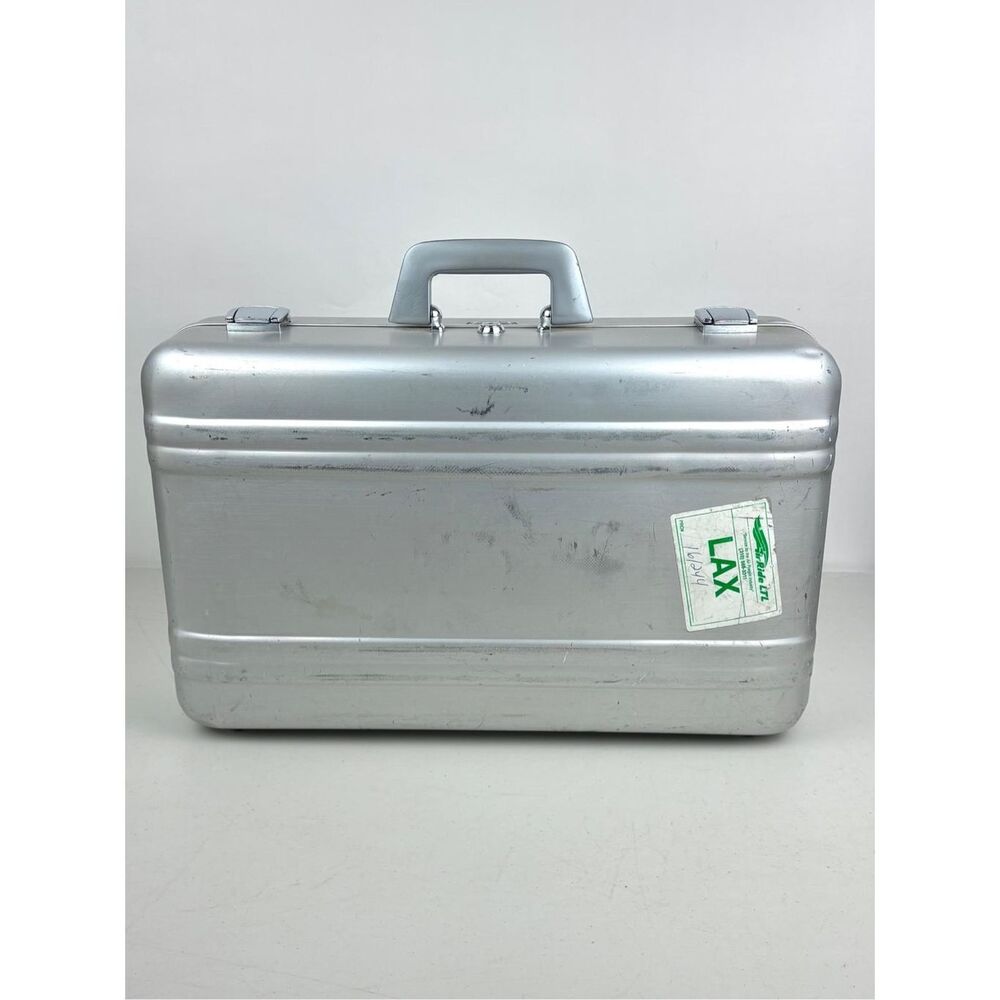 Vintage Zero Halliburton Centurion Elite Aluminum Briefcase Carry Case Suitcase